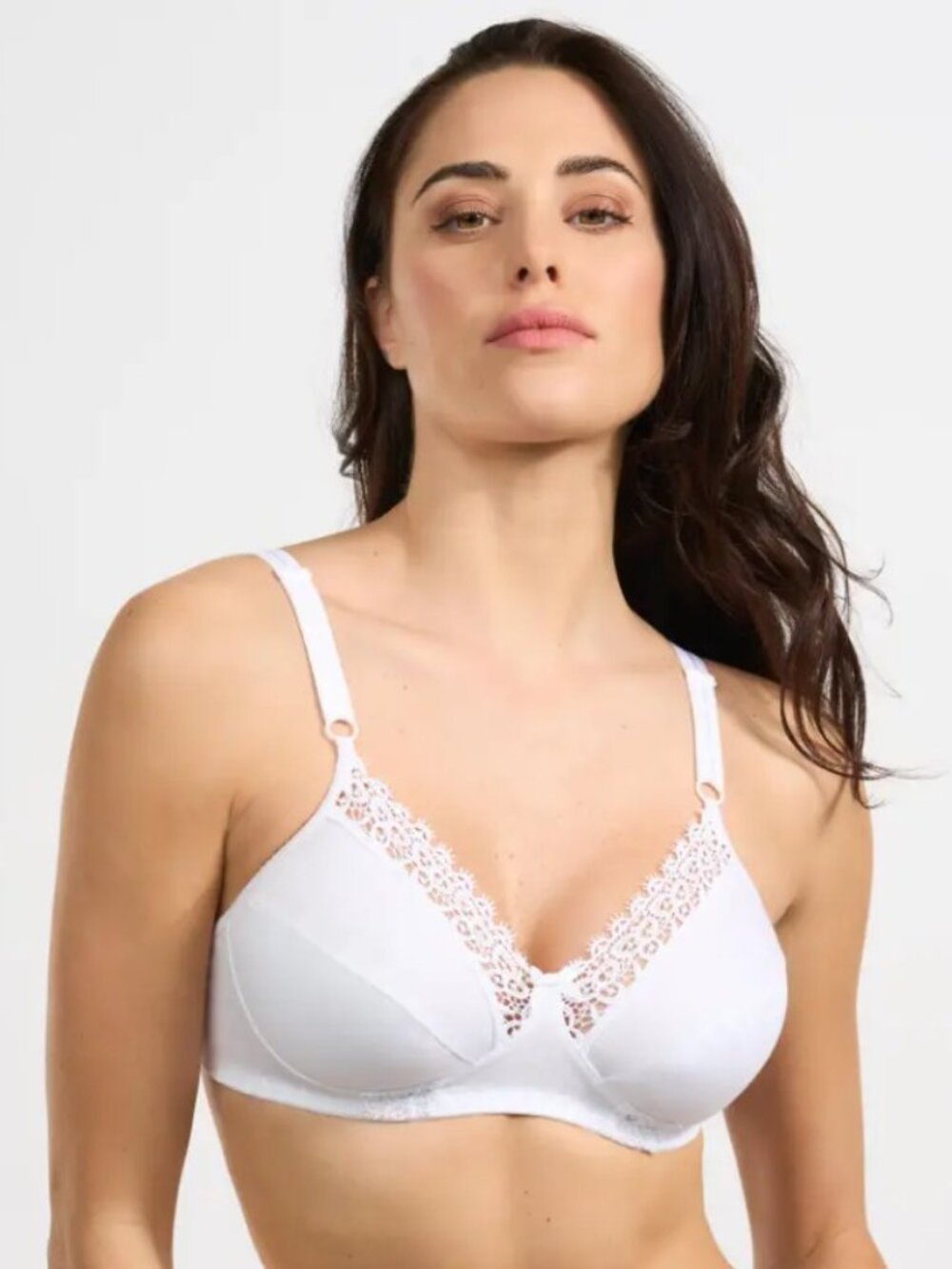 100% cotton bra with macramé inserts white